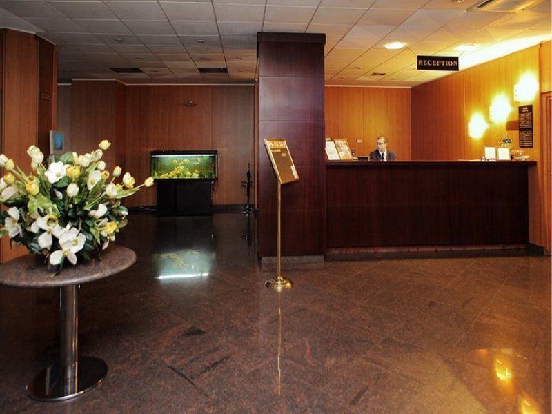 Hotel Class Βουκουρέστι Εξωτερικό φωτογραφία